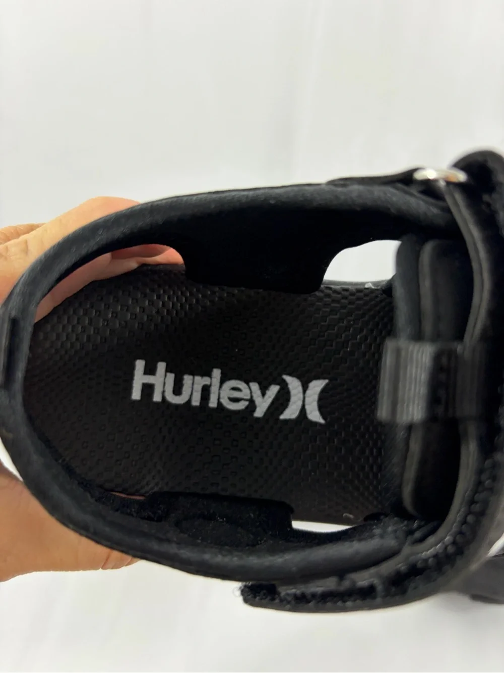 NWT Hurley Youth Size 1 Black Closed-Toe Sandals